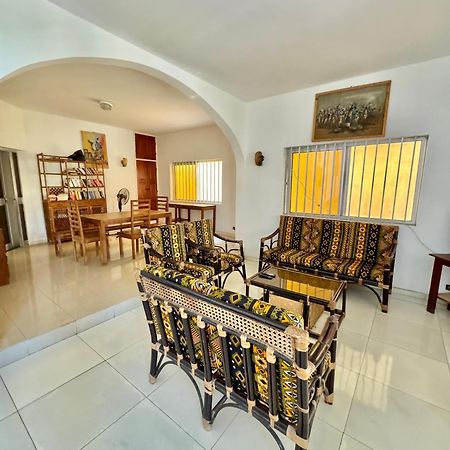 Guesthouse Cocotiers קוטונו מראה חיצוני תמונה