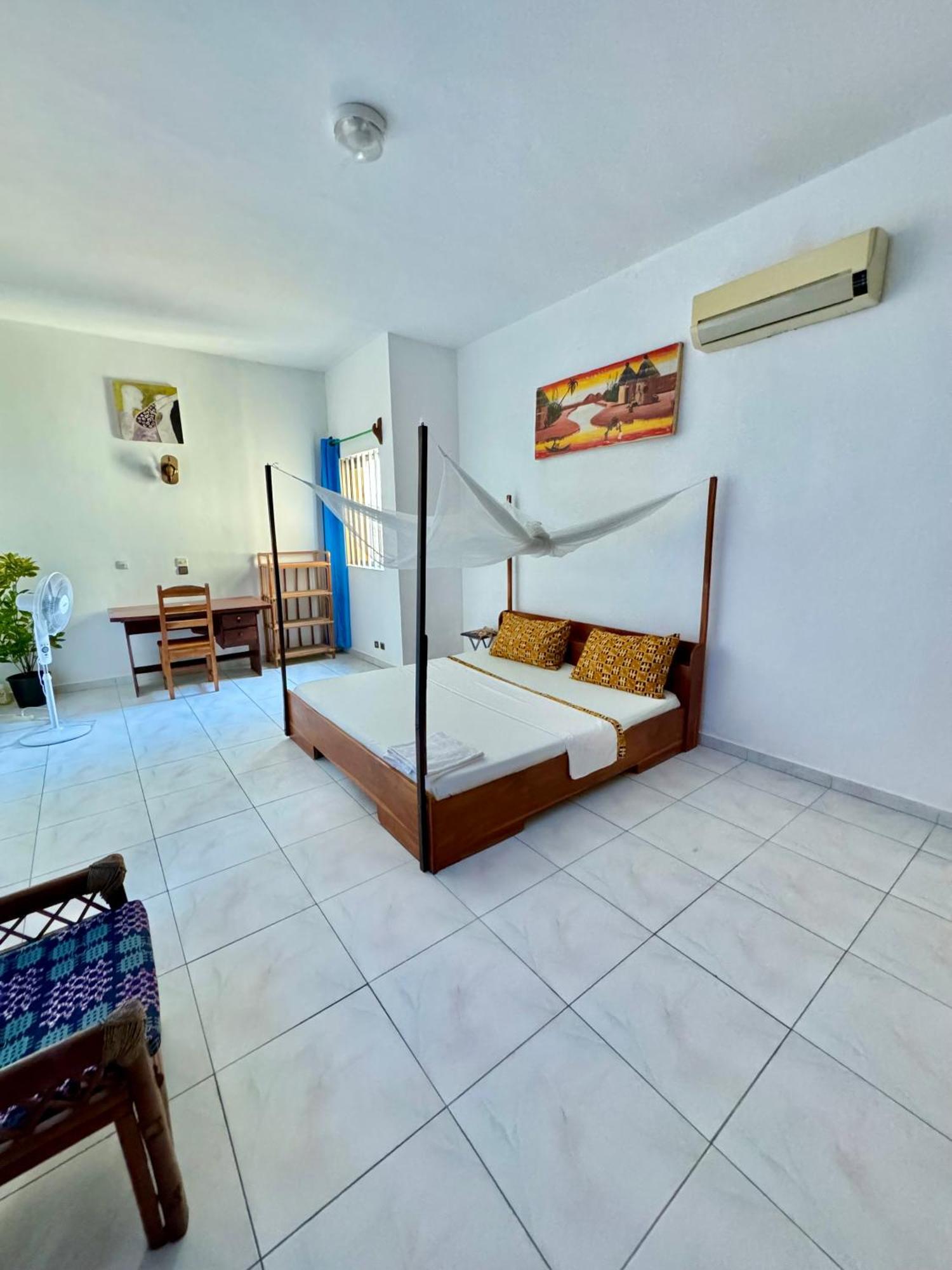 Guesthouse Cocotiers קוטונו מראה חיצוני תמונה